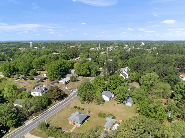 709 Wait Avenue, Wake Forest, NC 27587