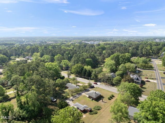 709 Wait Avenue, Wake Forest, NC 27587