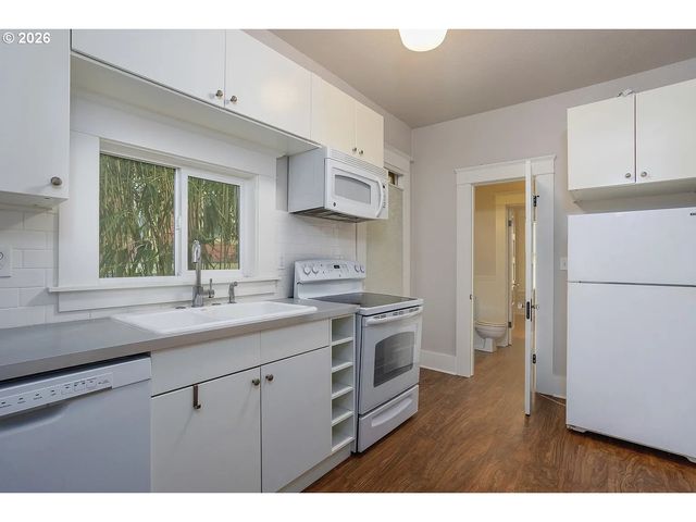 16 Graham, Portland, OR 97212