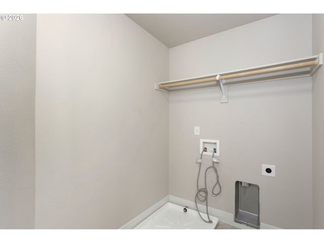 29368 Nw 293RD Ave, North Plains, OR 97133