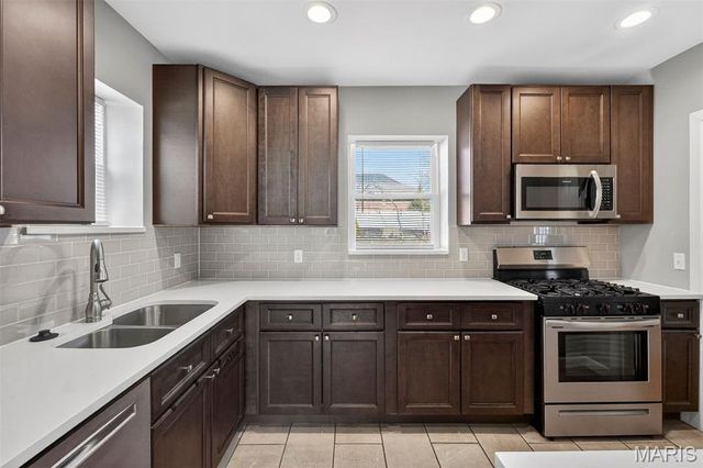 475 Catalina, Webster Groves, MO 63119