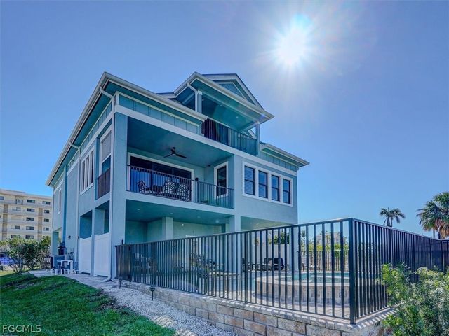 8327 Estero BLVD, Fort Myers Beach, FL 33931