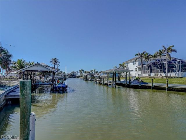 8327 Estero BLVD, Fort Myers Beach, FL 33931