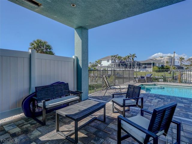 8327 Estero BLVD, Fort Myers Beach, FL 33931