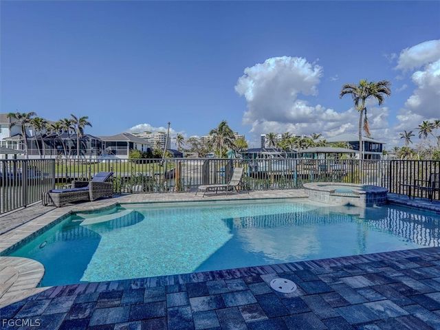 8327 Estero BLVD, Fort Myers Beach, FL 33931
