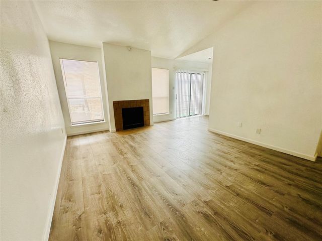 6633 W Airport Boulevard 1303, Houston, TX 77035