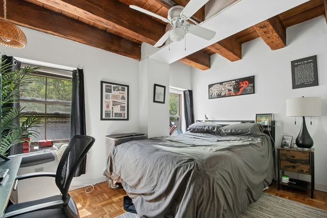 120 Commercial St 4-4, Boston, MA 02109