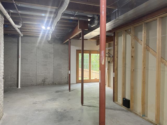6809 RIDGES Court, Bettendorf, IA 52722