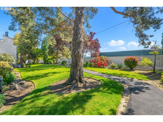 14575 Sw WALKER Rd, Beaverton, OR 97006