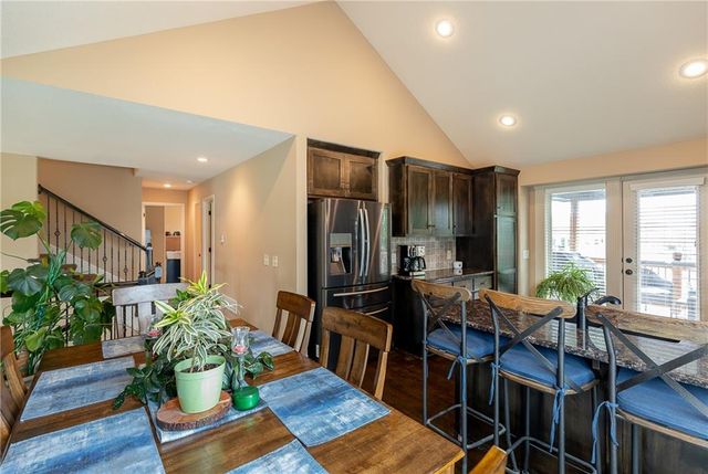 907 N Cottonwood Avenue, Kearney, MO 64060