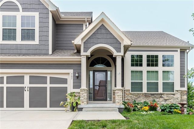 907 N Cottonwood Avenue, Kearney, MO 64060