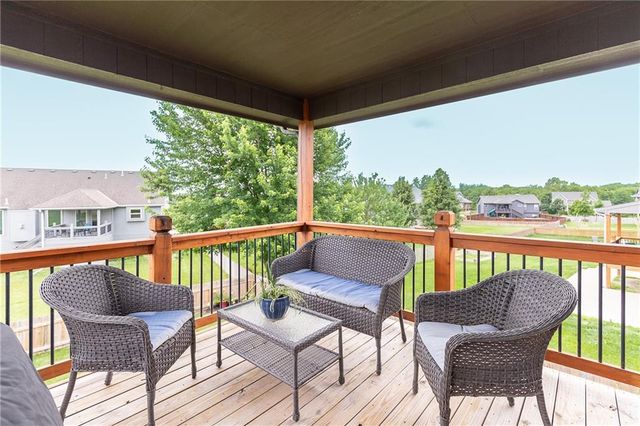 907 N Cottonwood Avenue, Kearney, MO 64060