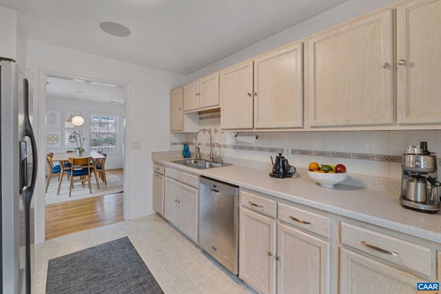 11 HOLLY CIR, Palmyra, VA 22963