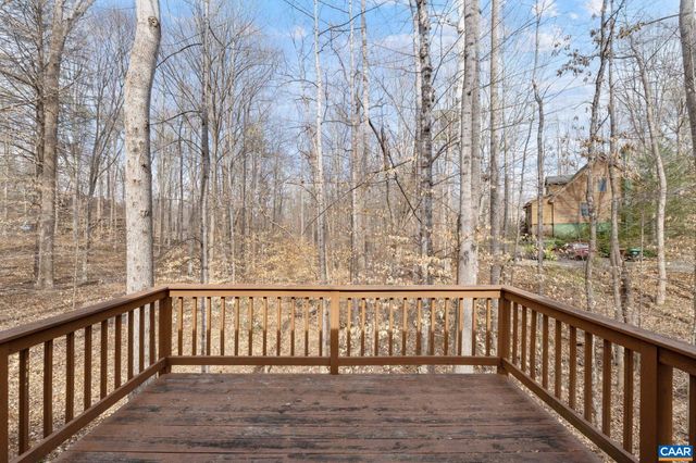 11 HOLLY CIR, Palmyra, VA 22963