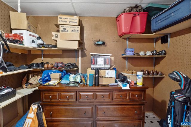 11 HOLLY CIR, Palmyra, VA 22963