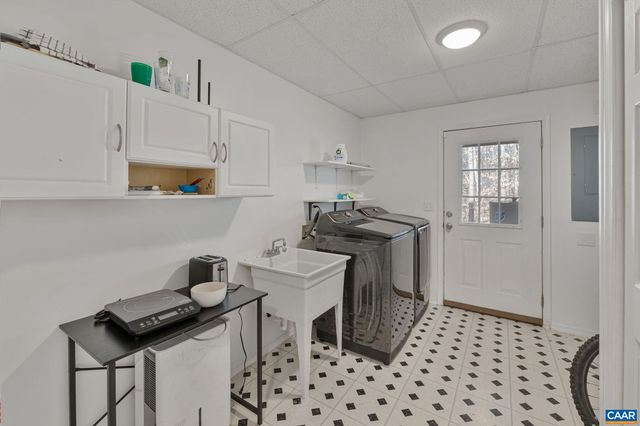 11 HOLLY CIR, Palmyra, VA 22963