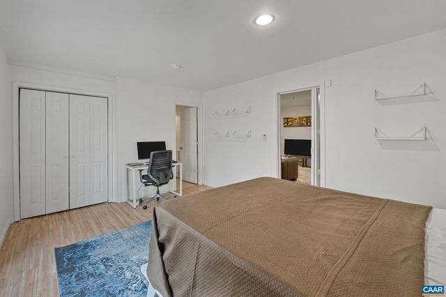 11 HOLLY CIR, Palmyra, VA 22963