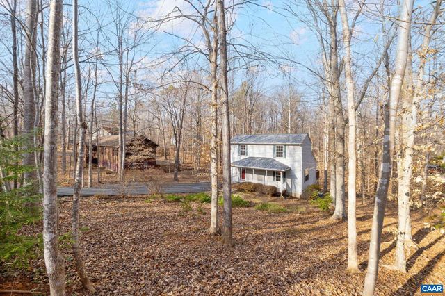 11 HOLLY CIR, Palmyra, VA 22963