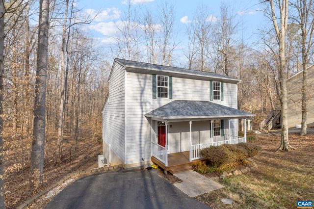 11 HOLLY CIR, Palmyra, VA 22963