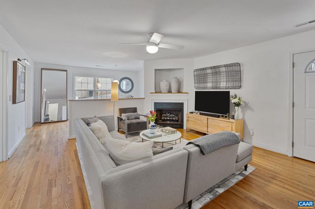 11 HOLLY CIR, Palmyra, VA 22963