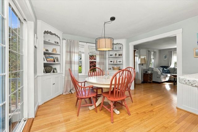 82 Manatee Rd, Hingham, MA 02043