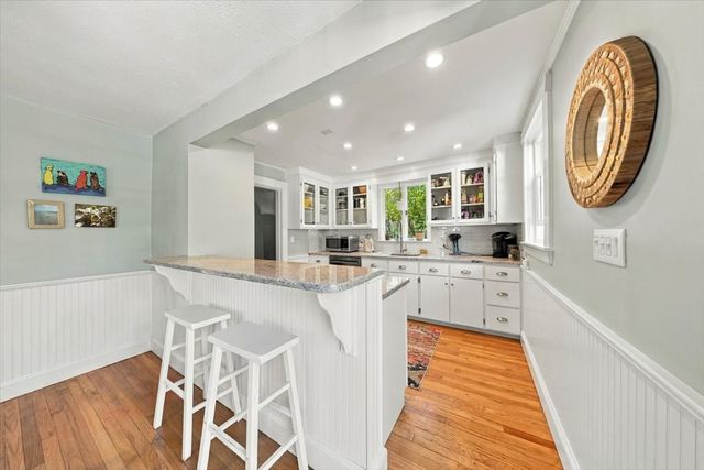 82 Manatee Rd, Hingham, MA 02043