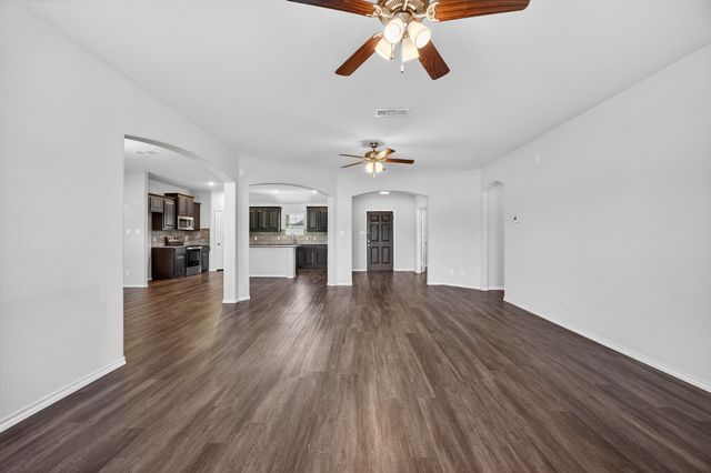 3905 Chippewa Court, Granbury, TX 76048