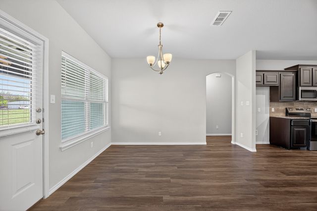 3905 Chippewa Court, Granbury, TX 76048