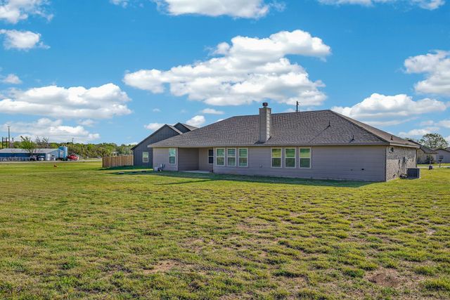 3905 Chippewa Court, Granbury, TX 76048