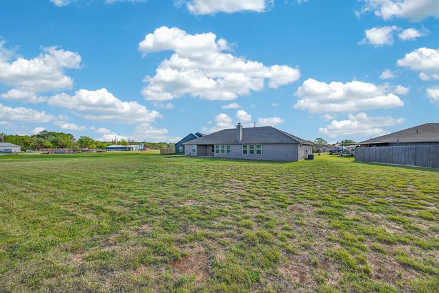 3905 Chippewa Court, Granbury, TX 76048