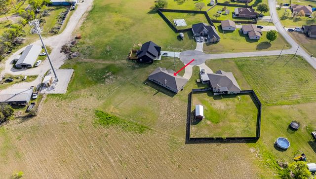 3905 Chippewa Court, Granbury, TX 76048