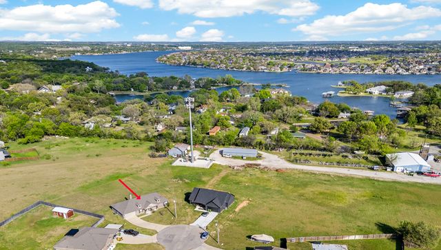 3905 Chippewa Court, Granbury, TX 76048