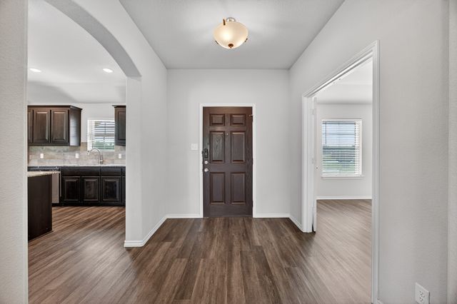 3905 Chippewa Court, Granbury, TX 76048