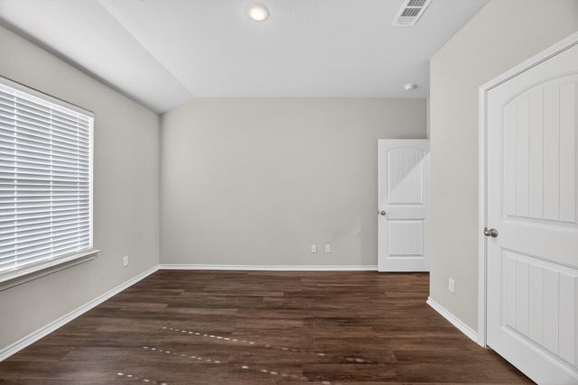 3905 Chippewa Court, Granbury, TX 76048