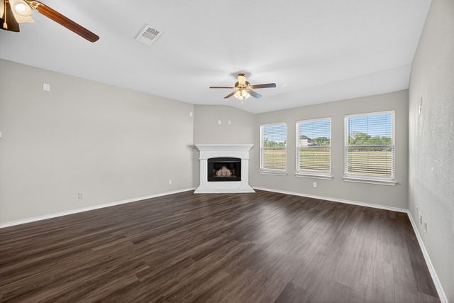 3905 Chippewa Court, Granbury, TX 76048