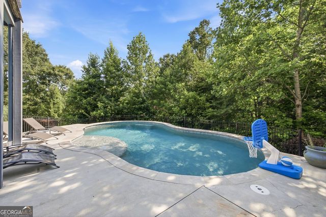 7327 Rocking Chair Lane, Hoschton, GA 30548