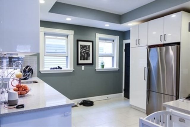 65 Sagamore 1, Boston, MA 02125