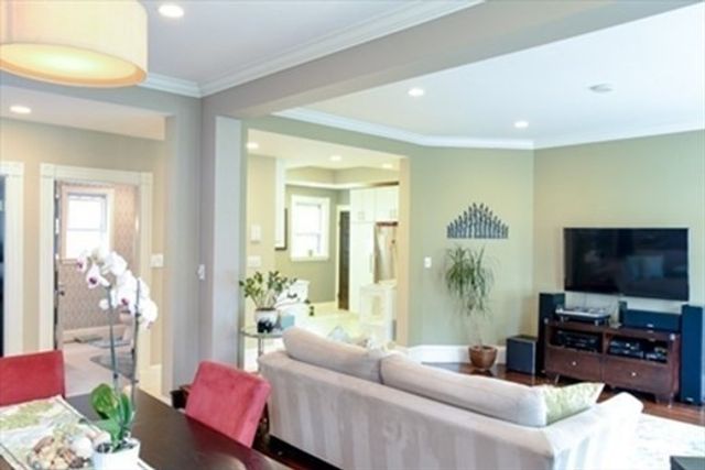 65 Sagamore 1, Boston, MA 02125