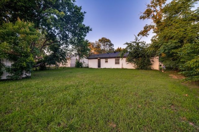 1319 Eastern Heights Drive, Mesquite, TX 75149