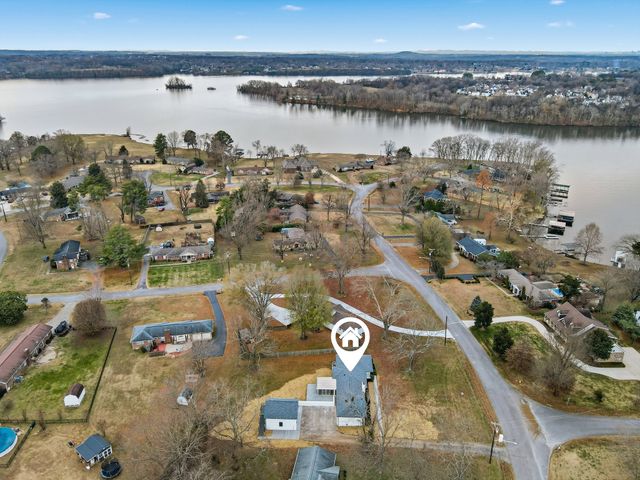 283 Lake Terrace Dr, Hendersonville, TN 37075