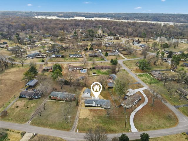 283 Lake Terrace Dr, Hendersonville, TN 37075