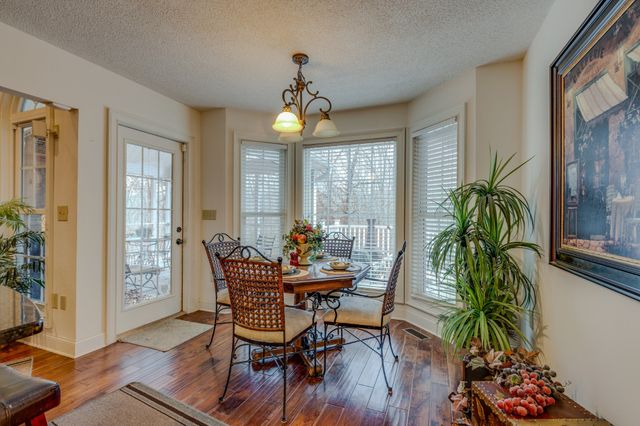 250 Windwood Ln, Hohenwald, TN 38462