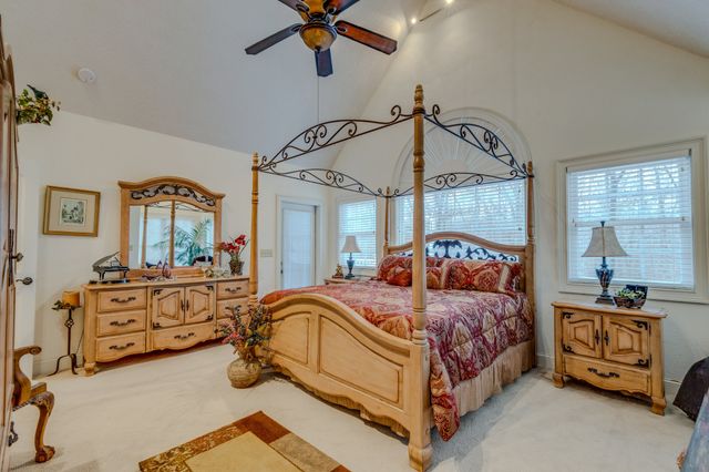 250 Windwood Ln, Hohenwald, TN 38462