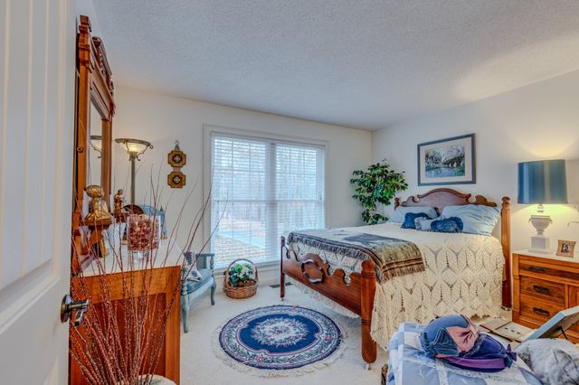 250 Windwood Ln, Hohenwald, TN 38462