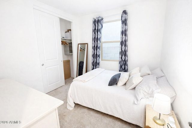 11253 E ULYSSES Avenue, Mesa, AZ 85212