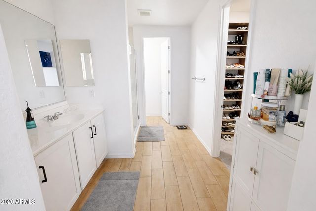 11253 E ULYSSES Avenue, Mesa, AZ 85212