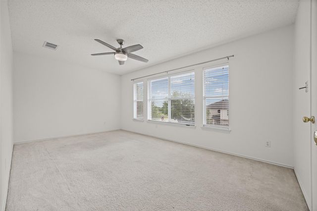 805 Catumet DR, Pflugerville, TX 78660