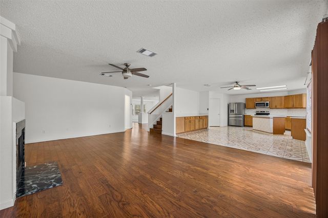 805 Catumet DR, Pflugerville, TX 78660