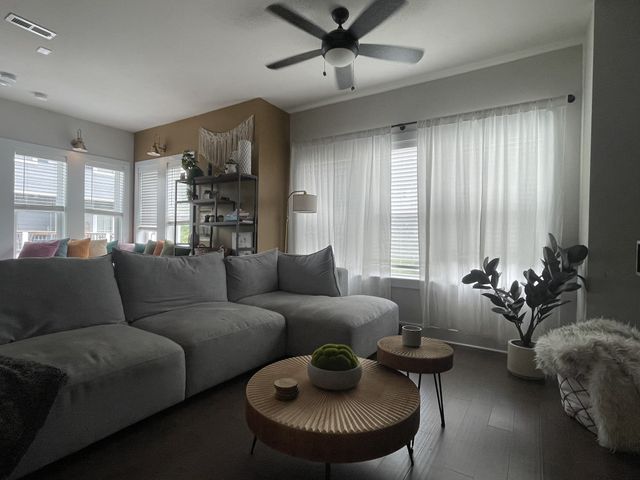 450 Glastonbury Rd Apt 15, Nashville, TN 37217