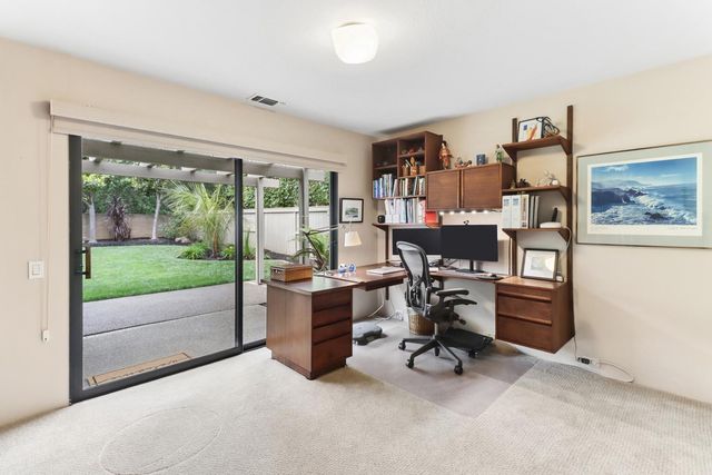 11455 Forty Niner Cir, Gold River, CA 95670